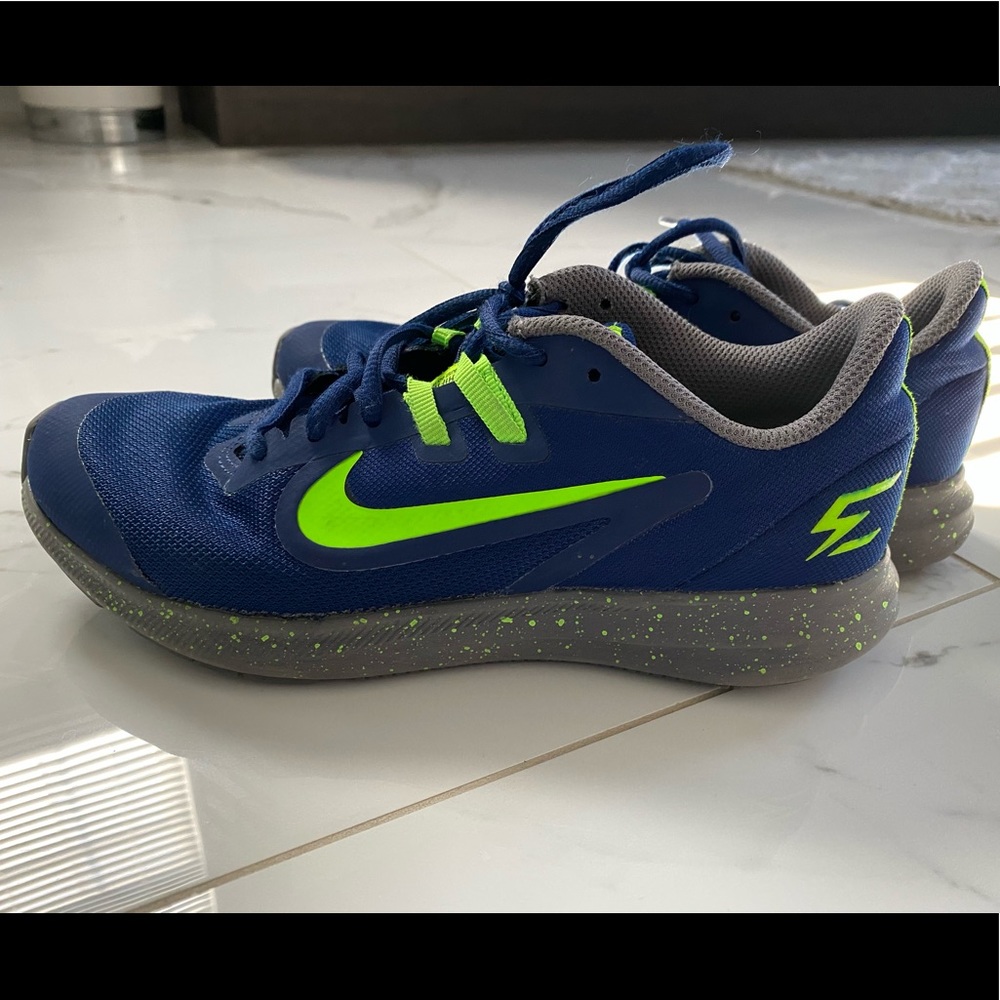 Youth Nike runners